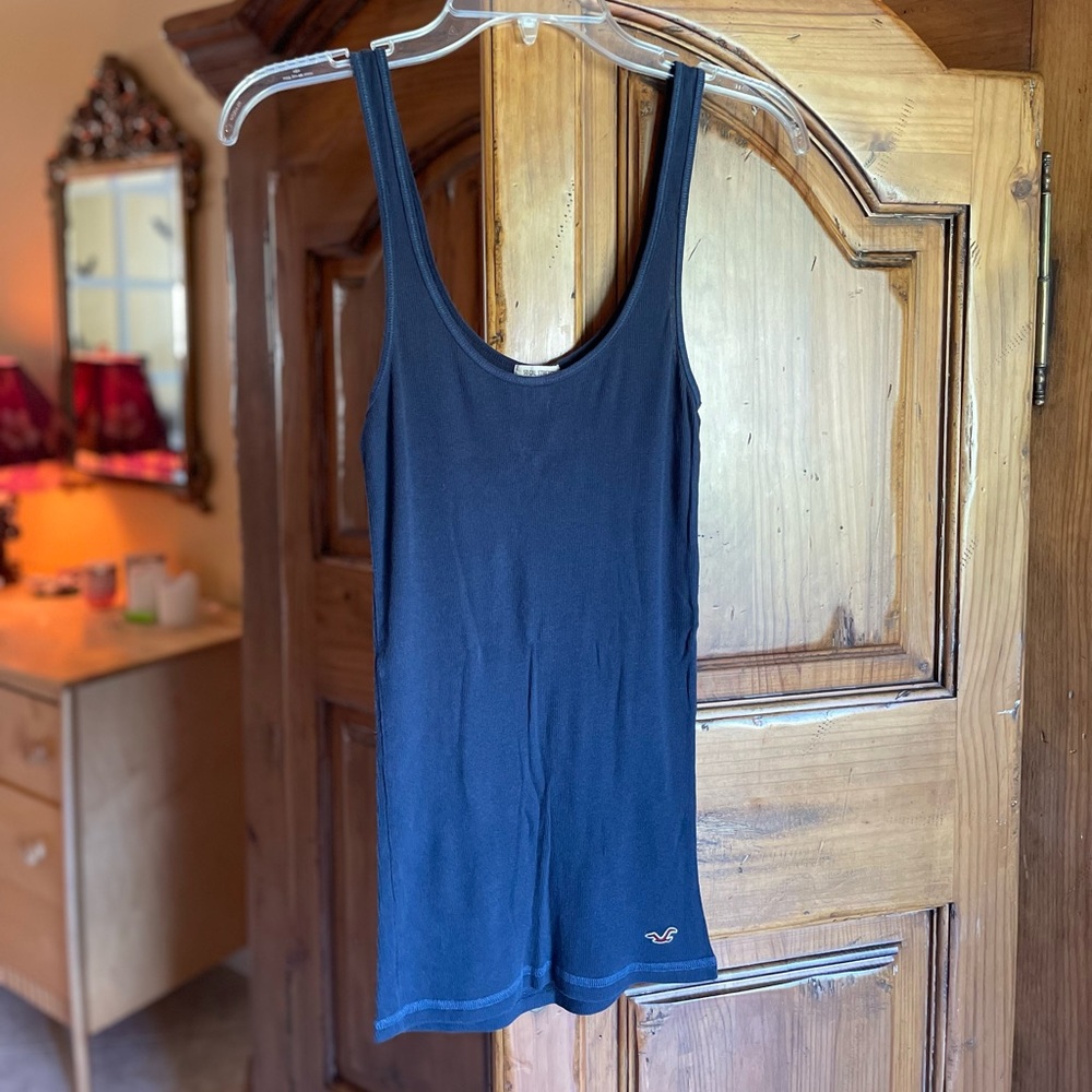Hollister tank!